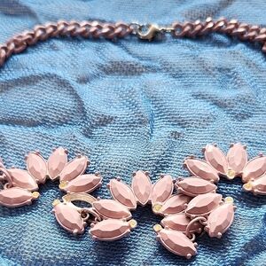 Chic Pink Floral Necklace
